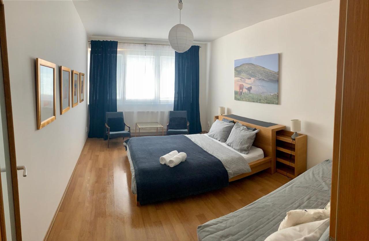 Bl City View Apartment, 24Hr Self Check-In, Free Private Parking, Panoramic View From Balcony, 5-Minute Walk To City Centre Banská Bystrica Exterior foto